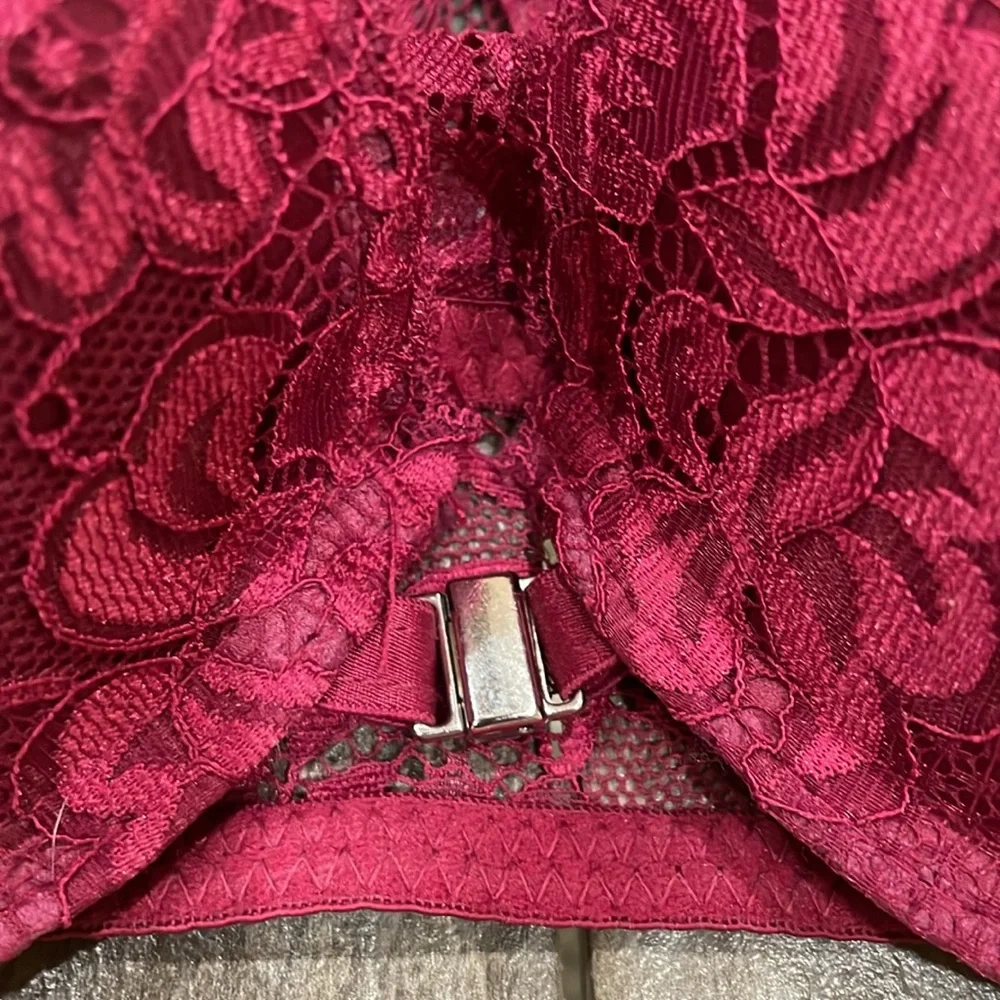 Bundle (No Brand) Padded Underwire Halter Bras Sz 34C - Picture 10 of 10